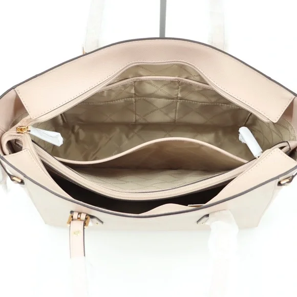 Brand New Michael Kors Voyager Saffiano Leather Tote Pink
